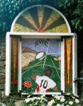 Main Well Dressing