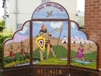 Reginald Well Dressing