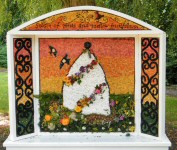 Memorial Gardens Well Dressing