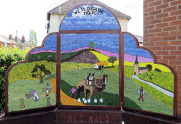 Reginald Well Dressing