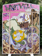 Village Square Well Dressing