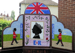 Reginald Well Dressing