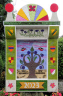 Main Well Dressing