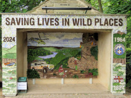Hipper Well Dressing