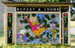 The Small Well Dressing