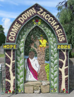 St Peter&rsquo;s Church Well Dressing