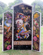 Churchyard Well Dressing