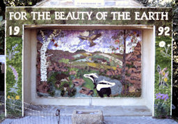 Main Well Dressing